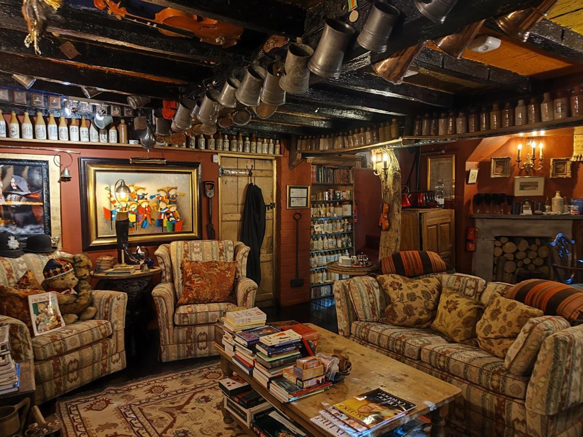 Wizards Thatch Luxury Suites Alderley Edge Extérieur photo