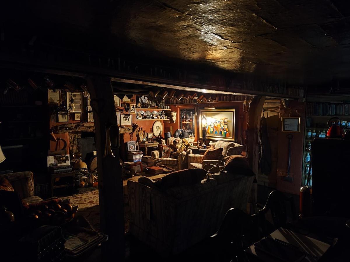 Wizards Thatch Luxury Suites Alderley Edge Extérieur photo