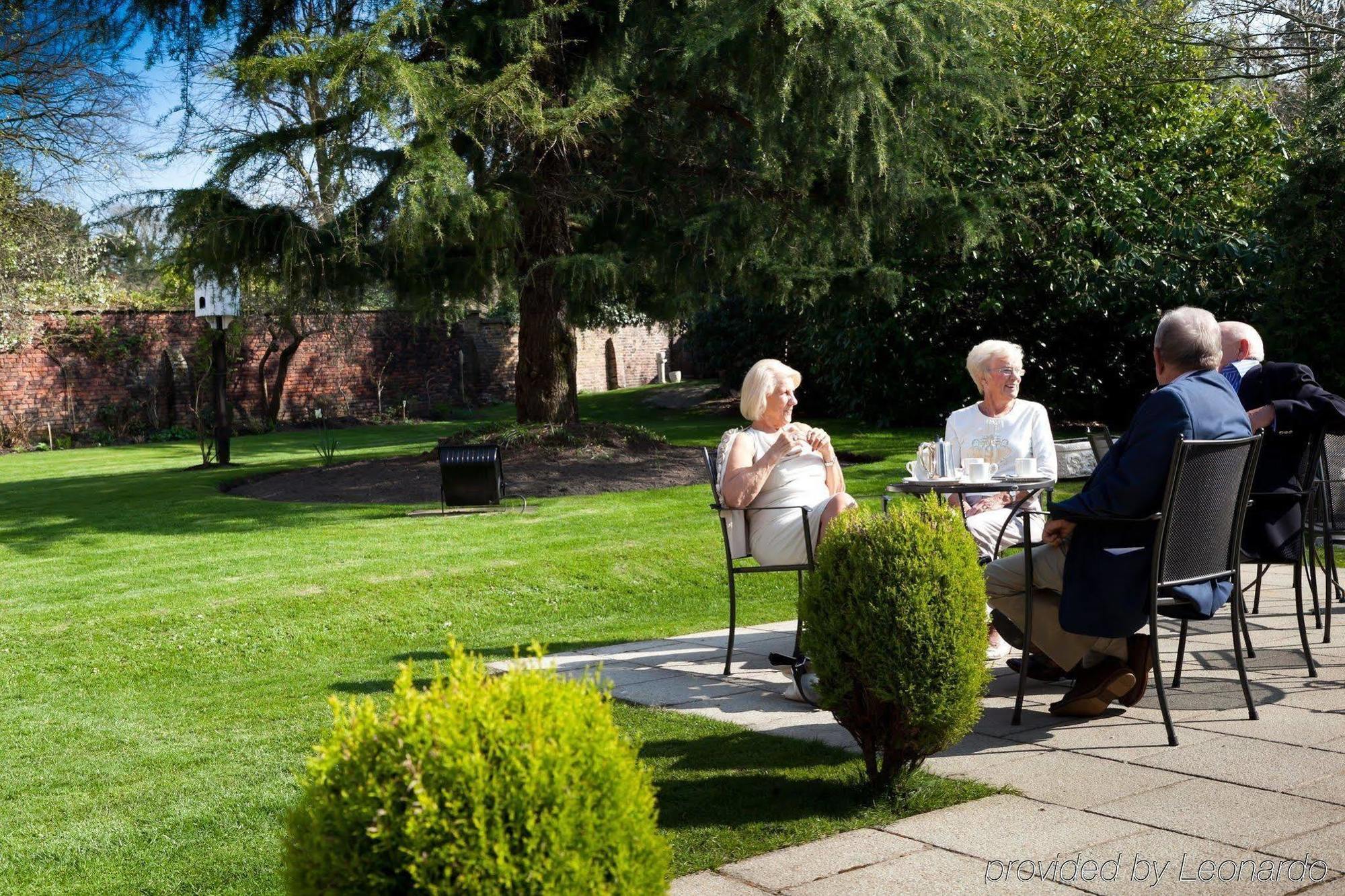 Wizards Thatch Luxury Suites Alderley Edge Extérieur photo